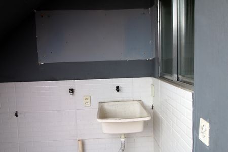 Casa à venda com 150m², 3 quartos e sem vagaÁrea de Serviço