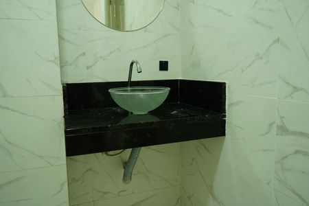 Apartamento para alugar com 50m², 2 quartos e sem vagaBanheiro