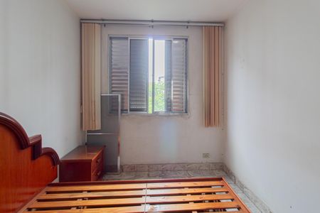 Quanto 1 de apartamento para alugar com 2 quartos, 55m² em Vila Silvia, São Paulo