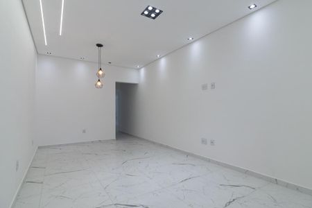 Sala de casa à venda com 3 quartos, 134m² em Vila Uniao (zona Leste), São Paulo