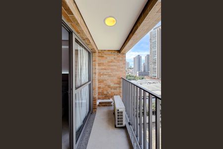Varanda de kitnet/studio para alugar com 1 quarto, 27m² em Chácara Klabin, São Paulo