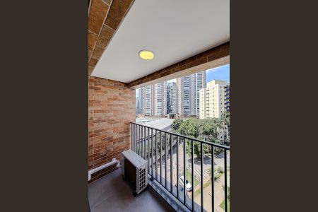 Varanda de kitnet/studio para alugar com 1 quarto, 27m² em Chácara Klabin, São Paulo