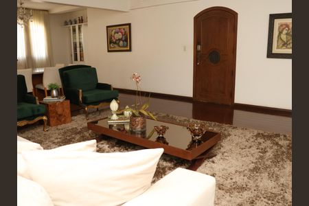 Apartamento para alugar com 350m², 5 quartos e 4 vagasSala de estar