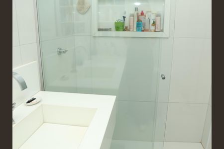 Apartamento para alugar com 350m², 5 quartos e 4 vagasBanheiro da Suíte 3