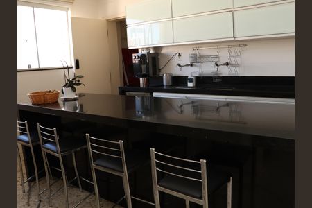 Apartamento para alugar com 350m², 5 quartos e 4 vagasCozinha