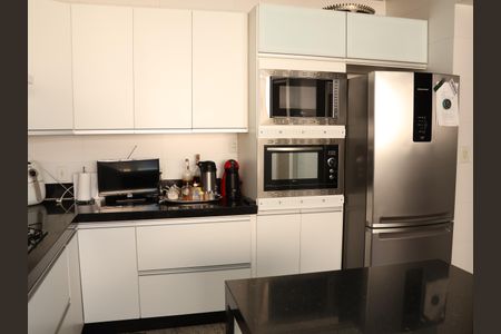 Apartamento para alugar com 350m², 5 quartos e 4 vagasCozinha