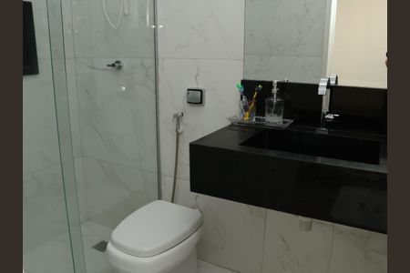 Apartamento para alugar com 350m², 5 quartos e 4 vagasBanheiro da Suíte 4