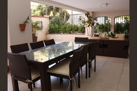 Apartamento para alugar com 350m², 5 quartos e 4 vagasÁrea comum