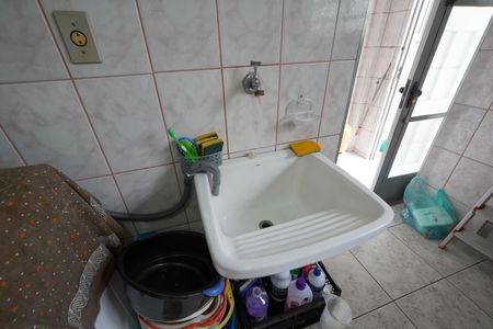 Casa à venda com 115m², 3 quartos e 1 vagaÁrea de Serviço