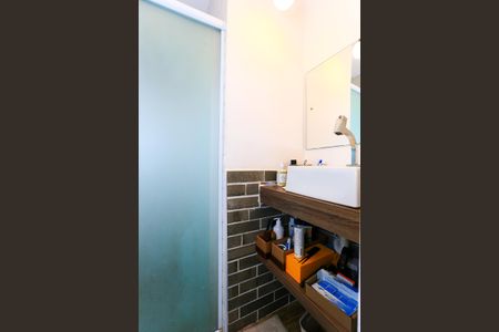 Apartamento à venda com 98m², 2 quartos e 3 vagasBanheiro da Suíte 1