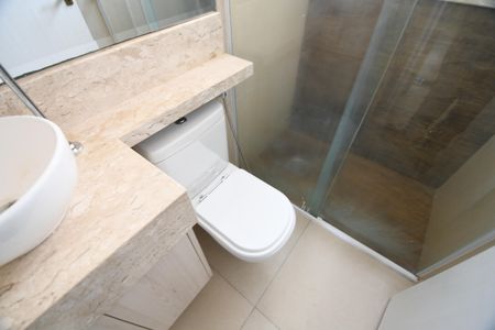 Banheiro de apartamento para alugar com 1 quarto, 49m² em Centro, Campinas