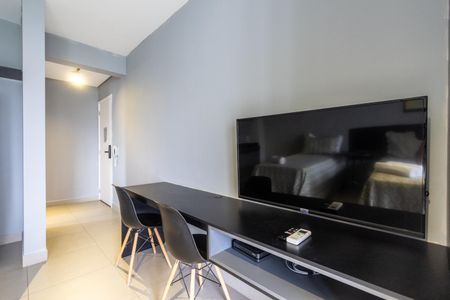 Sala de kitnet/studio para alugar com 1 quarto, 35m² em Pompeia, São Paulo