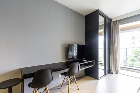 Sala de kitnet/studio para alugar com 1 quarto, 35m² em Pompeia, São Paulo
