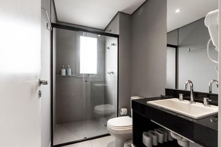 Studio para alugar com 35m², 1 quarto e sem vaga Studio para alugar com 35m², 1 quarto e sem vagaBanheiro