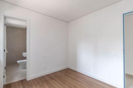 Quarto de apartamento à venda com 2 quartos, 70m² em Lourdes, Belo Horizonte