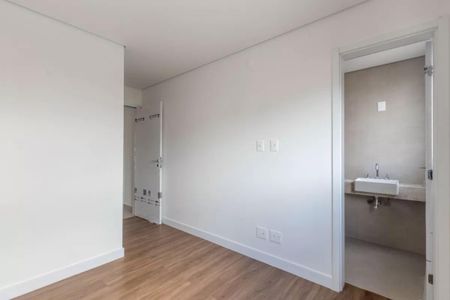 Quarto de apartamento à venda com 2 quartos, 70m² em Lourdes, Belo Horizonte