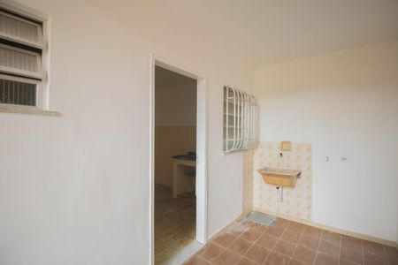 Casa para alugar com 48m², 1 quarto e sem vagaÁrea de Serviço