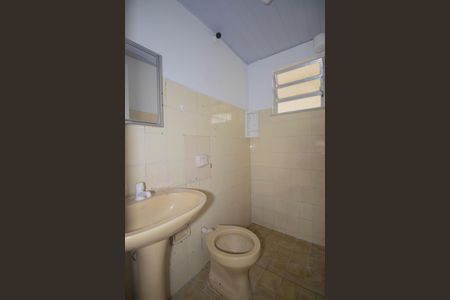 Casa para alugar com 48m², 1 quarto e sem vagaBanheiro