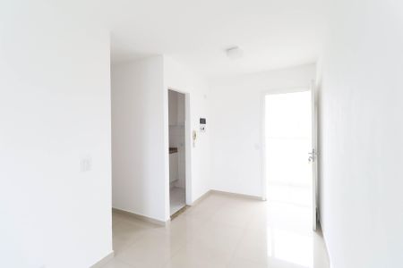 Apartamento para alugar com 2 quartos, 55m² em Vila Mazzei, São Paulo