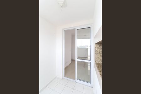 Apartamento para alugar com 55m², 2 quartos e 3 vagas