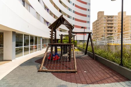 Apartamento para alugar com 55m², 2 quartos e 3 vagas