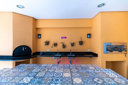 Apartamento para alugar com 55m², 2 quartos e 3 vagas