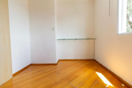 Quarto 1 de apartamento para alugar com 2 quartos, 56m² em Cangaiba, São Paulo