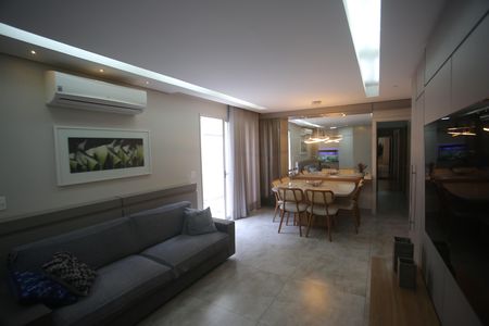 Apartamento à venda com 205m², 3 quartos e 2 vagasSala