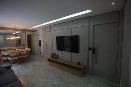 Apartamento à venda com 205m², 3 quartos e 2 vagasSala