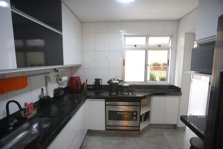 Apartamento à venda com 205m², 3 quartos e 2 vagasCozinha