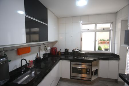Apartamento à venda com 205m², 3 quartos e 2 vagasCozinha