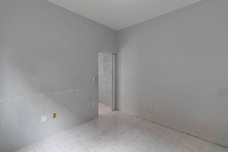 Casa para alugar com 50m², 2 quartos e sem vaga Casa para alugar com 50m², 2 quartos e sem vagaQuarto