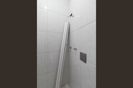 Casa para alugar com 50m², 2 quartos e sem vaga Casa para alugar com 50m², 2 quartos e sem vagaBanheiro Suíte