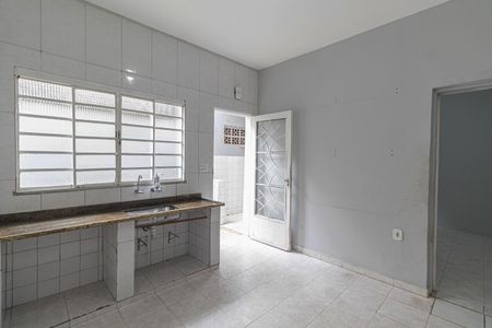 Casa para alugar com 50m², 2 quartos e sem vaga Casa para alugar com 50m², 2 quartos e sem vagaCozinha