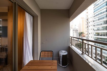 Studio para alugar com 29m², 1 quarto e sem vaga Studio para alugar com 29m², 1 quarto e sem vagaVaranda