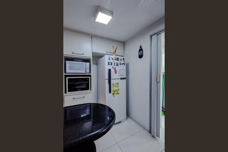 Apartamento à venda com 70m², 2 quartos e 2 vagasCozinha