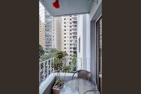 Apartamento à venda com 70m², 2 quartos e 2 vagasVaranda da Sala