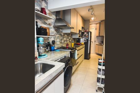 Apartamento para alugar com 72m², 2 quartos e 2 vagasCozinha