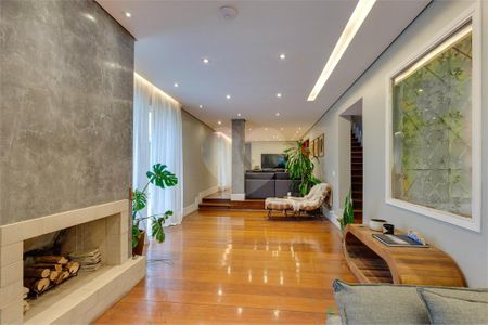 Casa à venda com 4 quartos, 409m² em Jardim Marajoara, São Paulo