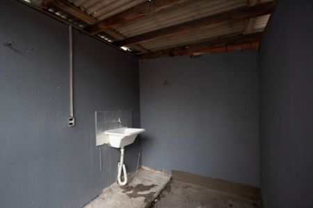 Casa para alugar com 100m², 2 quartos e sem vagaÁrea de Serviço