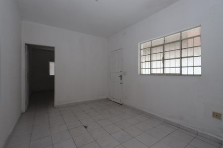 Casa à venda com 85m², 2 quartos e 1 vagaSala de baixo