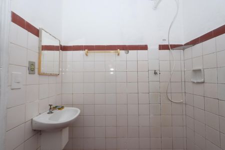 Casa à venda com 85m², 2 quartos e 1 vagaBanheiro de baixo