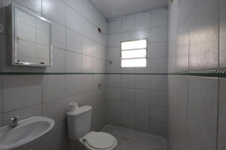 Banheiro de cima de casa à venda com 2 quartos, 85m² em Vila Antonieta, São Paulo