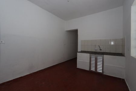 Casa à venda com 85m², 2 quartos e 1 vagaCozinha de baixo