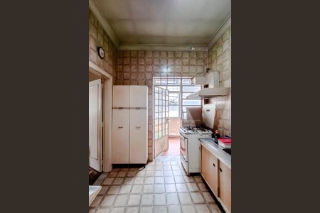 Apartamento à venda com 148m², 4 quartos e sem vaga Apartamento à venda com 148m², 4 quartos e sem vagaCozinha