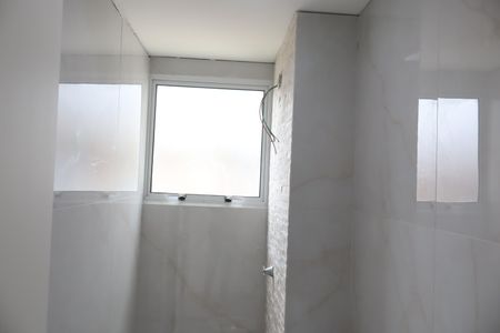 Apartamento para alugar com 41m², 2 quartos e sem vagaBanheiro