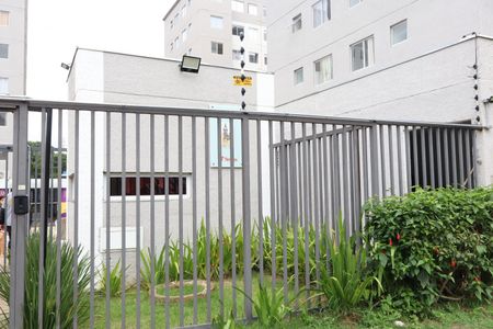 Apartamento para alugar com 41m², 2 quartos e sem vagaFachada e portaria