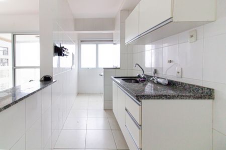 Cozinha de apartamento para alugar com 1 quarto, 45m² em Sumarezinho, São Paulo