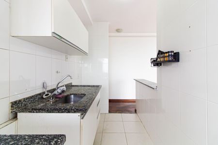 Cozinha de apartamento para alugar com 1 quarto, 45m² em Sumarezinho, São Paulo