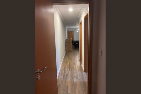 Corredor de apartamento para alugar com 2 quartos, 75m² em Vila Nossa Senhora das Vitorias, Mauá